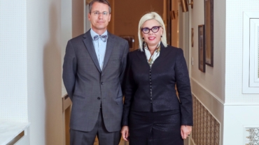 Dora Matocic i Mathias Papenfuss, strucnjaci za financije